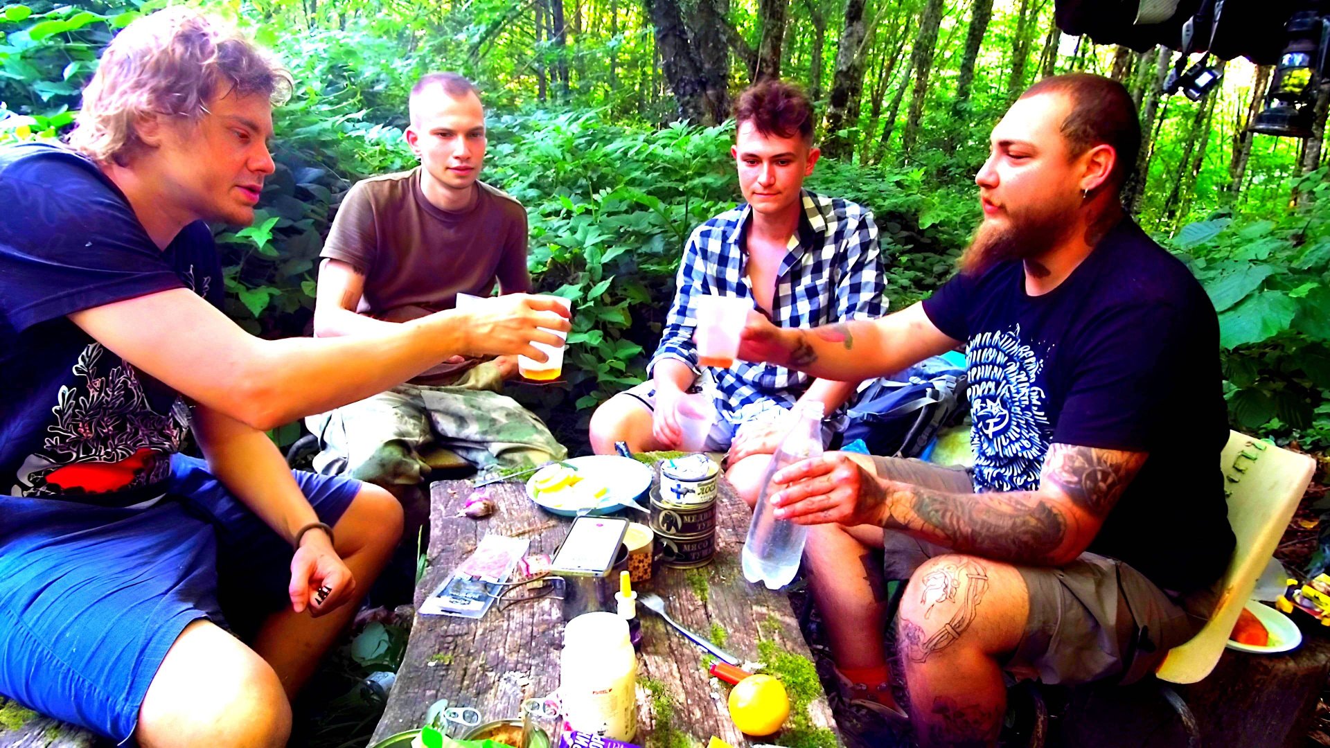 УШЛИ В ГОРНЫЙ ЛЕС ПРОБОВАТЬ НЕОБЫЧНЫЕ ТУШЕНКИ | ДИКИЕ ГОЛУБИ В АФГАНСКОМ КАЗАНЕ | ПОХОД В СОЧИ |ч.2