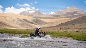 Royal Enfield в облаках: мото Индия 2025, путешествие на самый высокий перевал в мире Умлинг-Ла