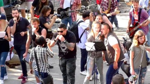 Pain - Shut Your Mouth (Rocknmob Samara #1)