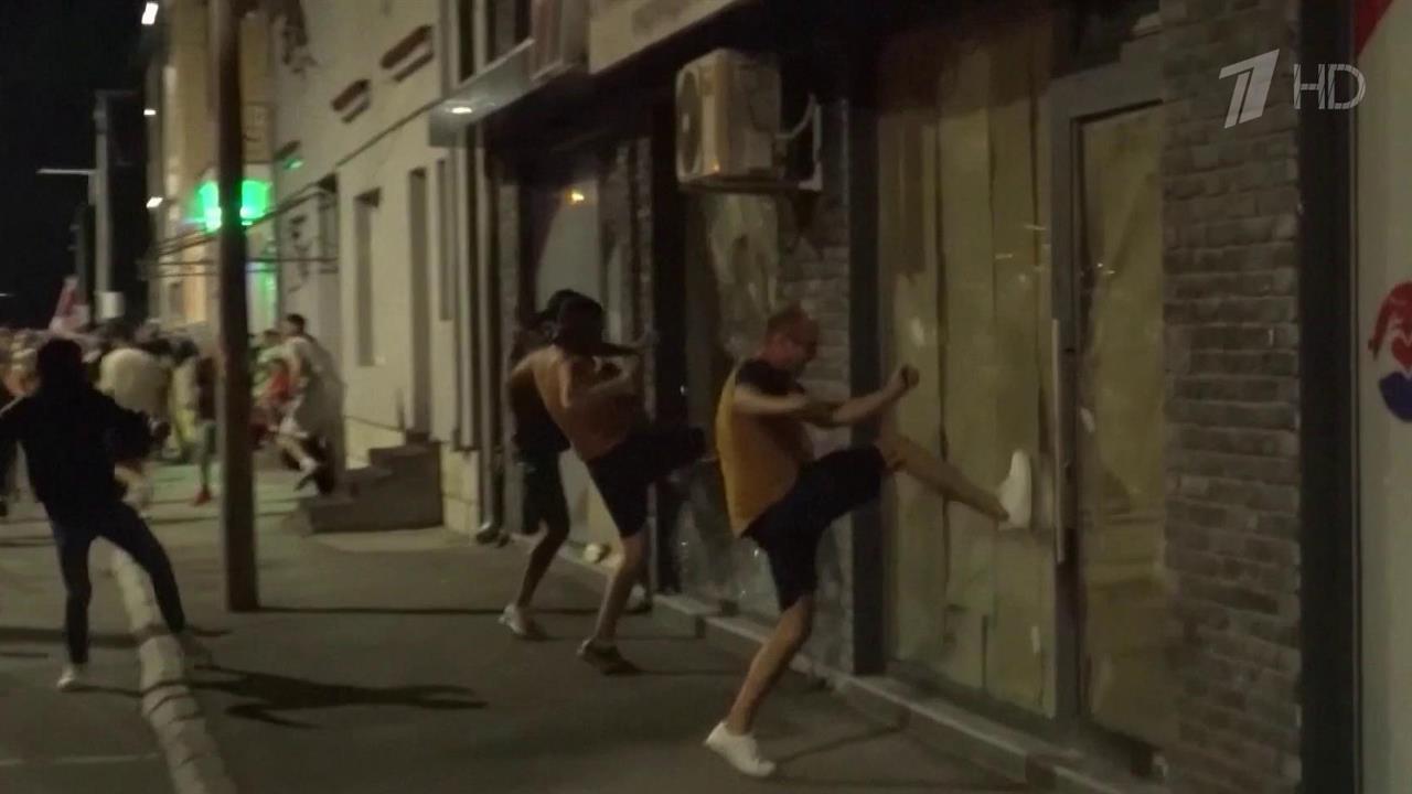 В Сербии не прекращаются массовые беспорядки