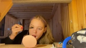 делаю половину макияжа только левой рукой, а другую только правой 5