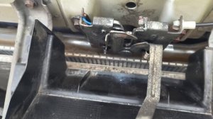 Mitsubishi Outlander (3G): концевик замка капота