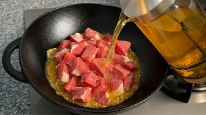 Мясо станет нежным и сочным, если вы готовите его так! боже мой, как вкусно!