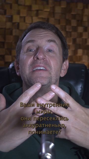 Почему слушают артистов