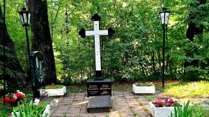 Рогожка. Осторожно змеи. На могиле Карамзиных. Часть-2.