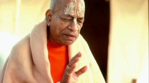 Лекция Шрилы Прабхупады 18.08.1973, Лондон. БГ 2.12. Тело умирает, но душа бессмертна.