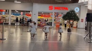 Три детских танца в ТРЦ Любимово!
