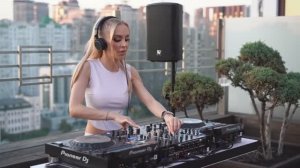 Karry G - Live Podcast 015 ⧸ Melodic Techno & Progressive House