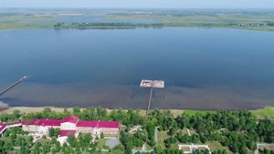 Полёт над rурортом Озеро Карачи