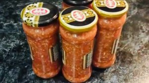 Хреновина на зиму из помидор и хрена / Рецепт хреновины из помидор без варки - классический рецепт
