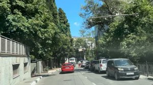 Ялта. От дома со львами до перекрестка с Гоголя, Красноармейская ул. 12.08.25. Крым. Crimea. Yalta.