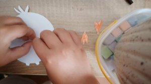 Как сделать цыплёнка Чики из бумаги который у него вертятся 👋 и 🦶