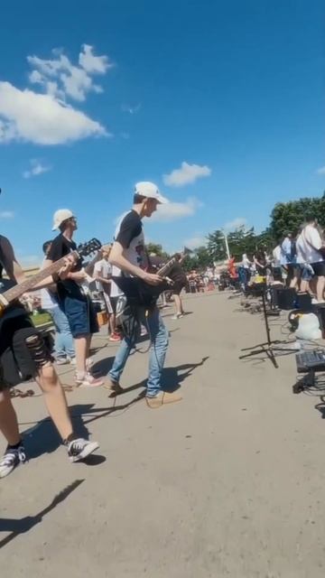 450+ musicians playing together! #rock #rocknmob #moscow #music смотреть онлайн