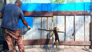 Жизнь в деревне. Реставрирую забор Распаковка посылок