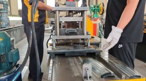 Евроштакетник со штампами  от толщины 0.3-0.7мм