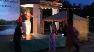 РАЗГУЛЯЛИСЬ ДЕВКИ