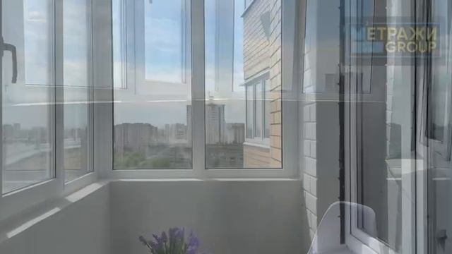 В продаже уникальная видовая 2-комнатная квартира с новым евроремонтом и мебелью смотреть онлайн