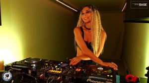 CONTAINER RADIO Live Stream - PORT MIRAGE: Sazonova, ALTAYEF, Eidofey (2025-08-18)