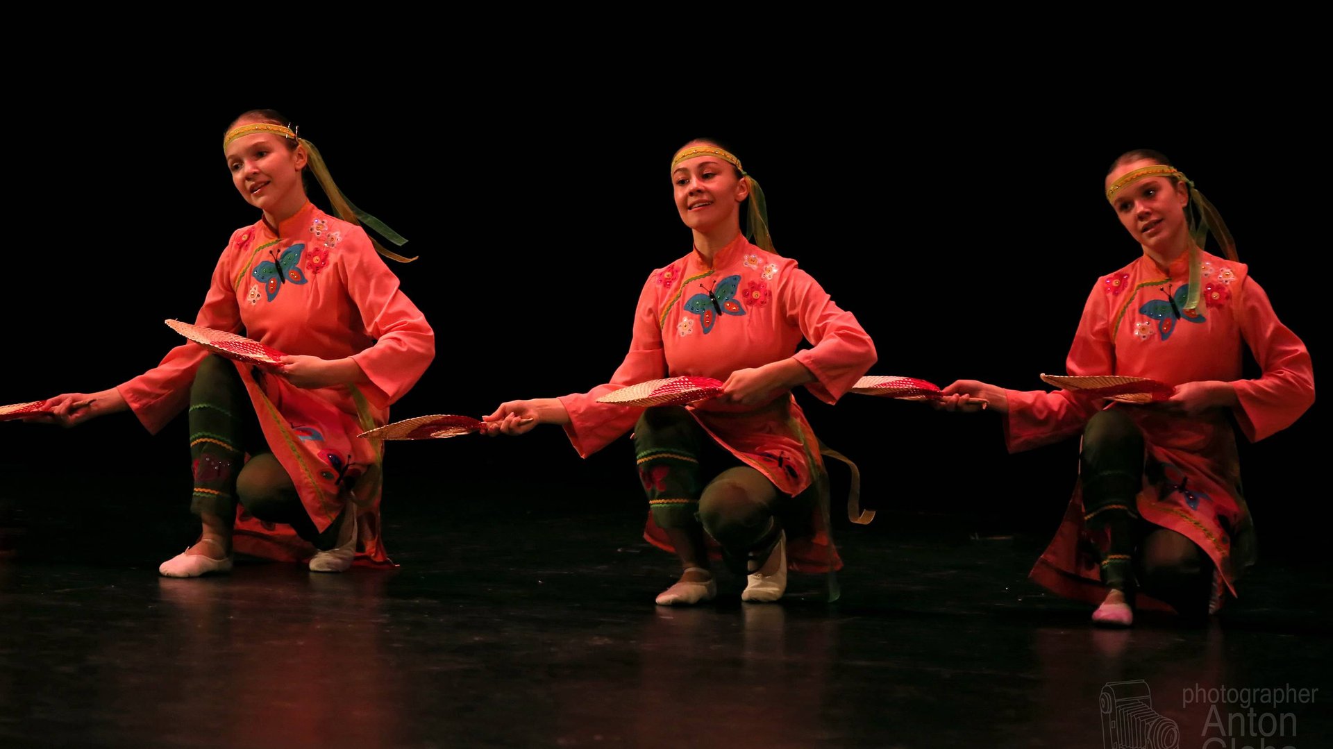 "Пришла весна", Ансамбль "Школьные годы". "Spring has come", "School Years" ensemble. смотреть онлайн