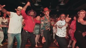 1.Нарезка из видео с живых выступлений.mp4