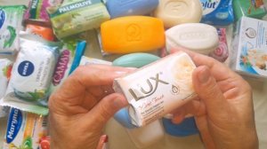 АСМР ШУРШАНИЕ. РАСКЛАДЫВАЮ КРАСОЧНОЕ МЫЛО. ШЕЛЕСТ И ШУРШАНИЕ УПАКОВКИ!