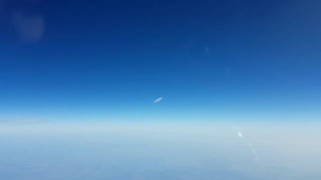 Пассажирский борт на встречном курсе смотреть онлайн