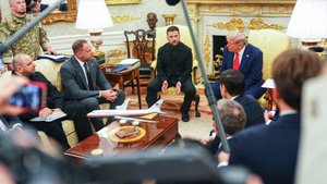 «Зеленскому удалось выжить»: мировые СМИ о встрече Трампа и главы киевского режима