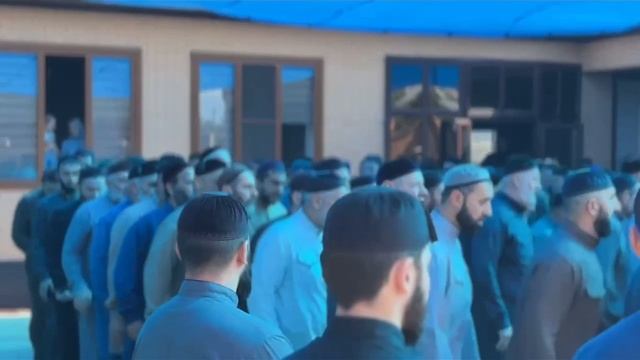 Зикр у Гараев Сайид-Мухаммада смотреть онлайн