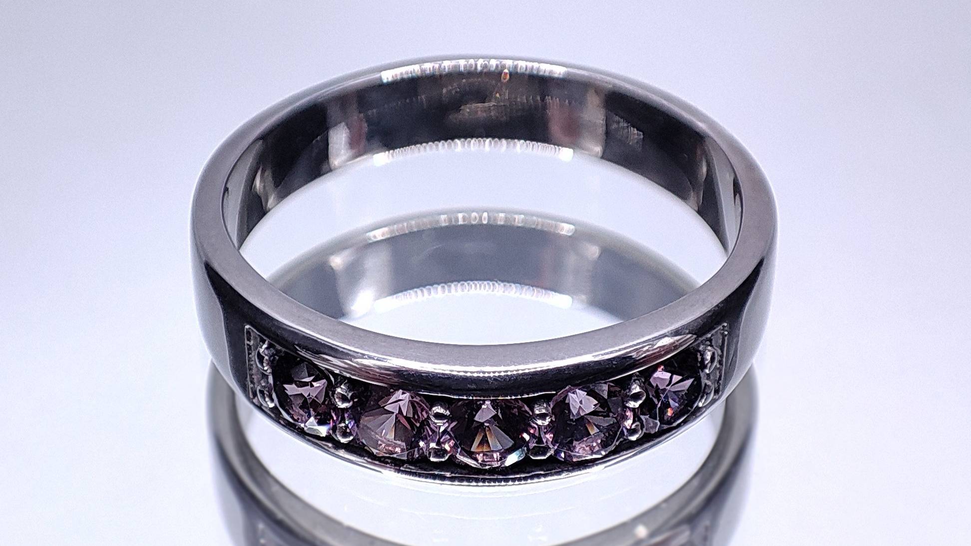 Кольцо с камнями: Шпинель. Мьянма