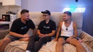 ВЫПИСКА со СЛЕПЫМ футболистом и музыкантом. Андрей Куклин про потерю зрения, деньги и первый раз.