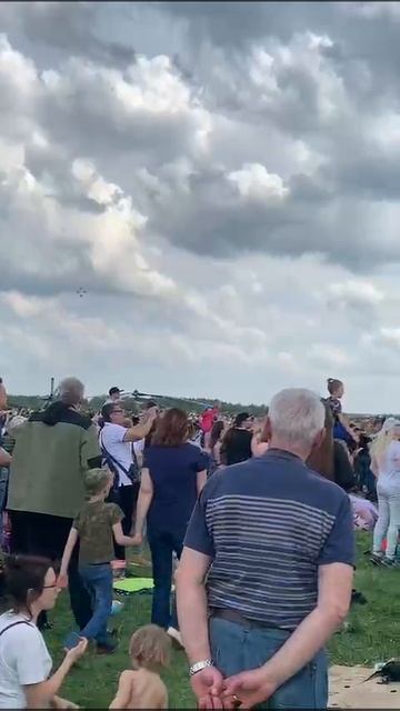 Четверка Су-27 фейерверк в небе смотреть онлайн