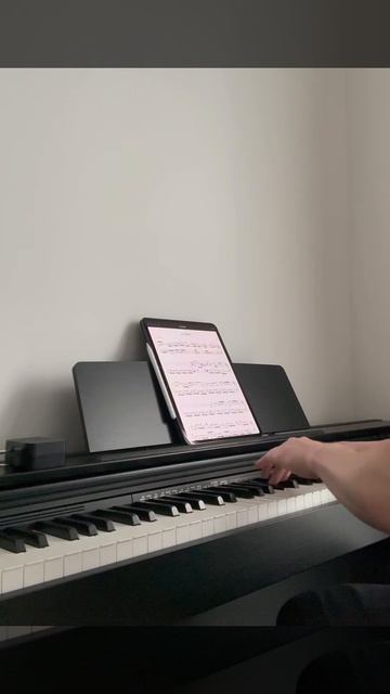 Фрагмент произведения Багатель in g-moll. смотреть онлайн