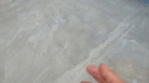 Отмостку и площадку закончил, Мармок ищет халяву