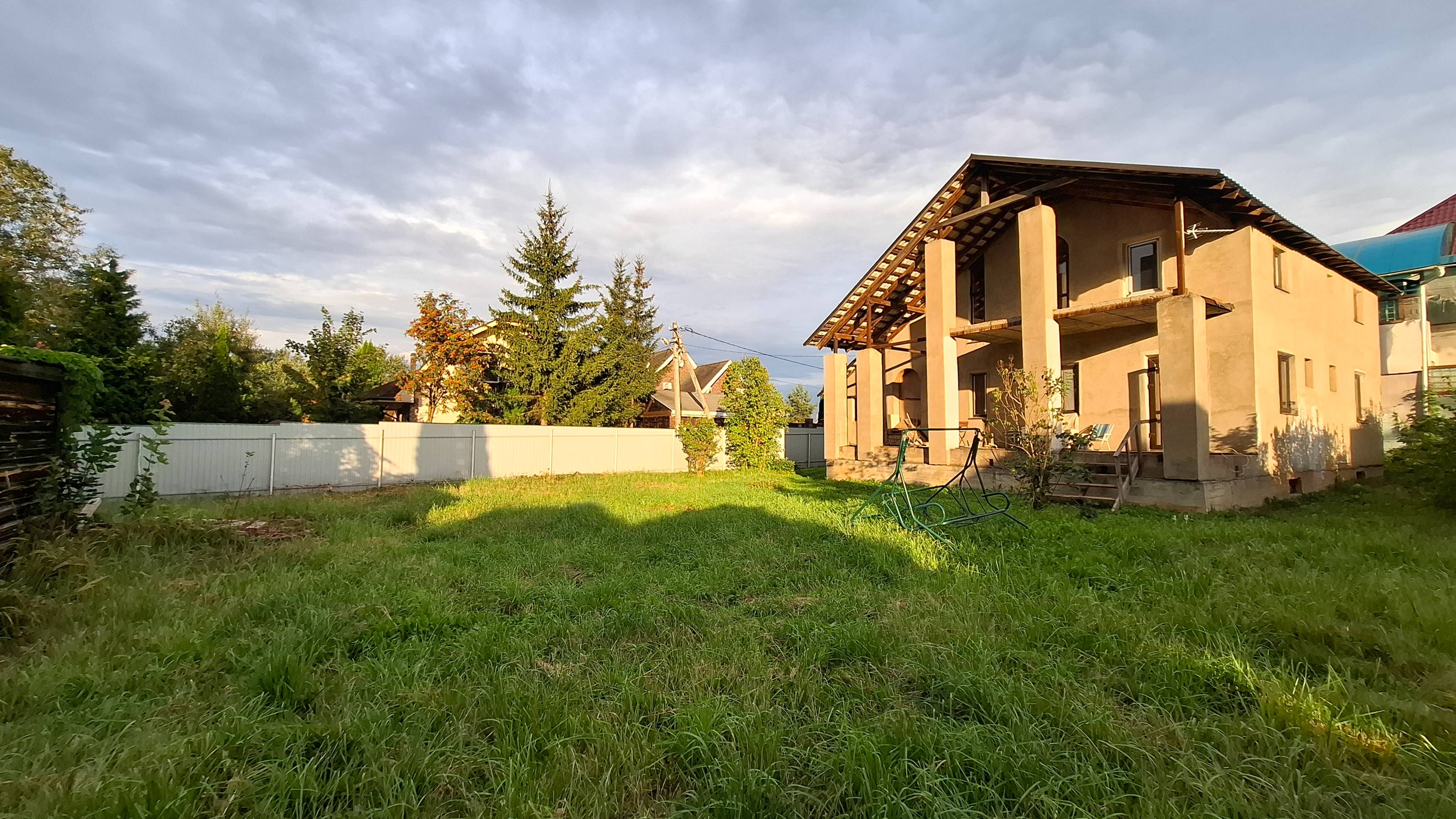 Уютный дом у большой воды смотреть онлайн