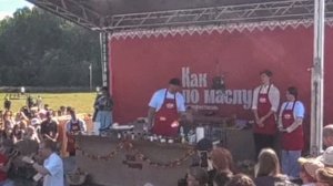 Ивлев готовит ложное мороженое