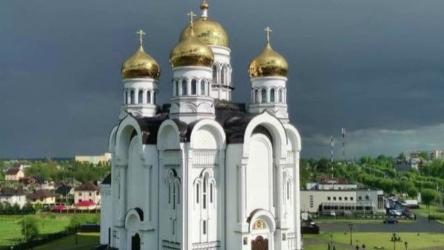 Золотые купола