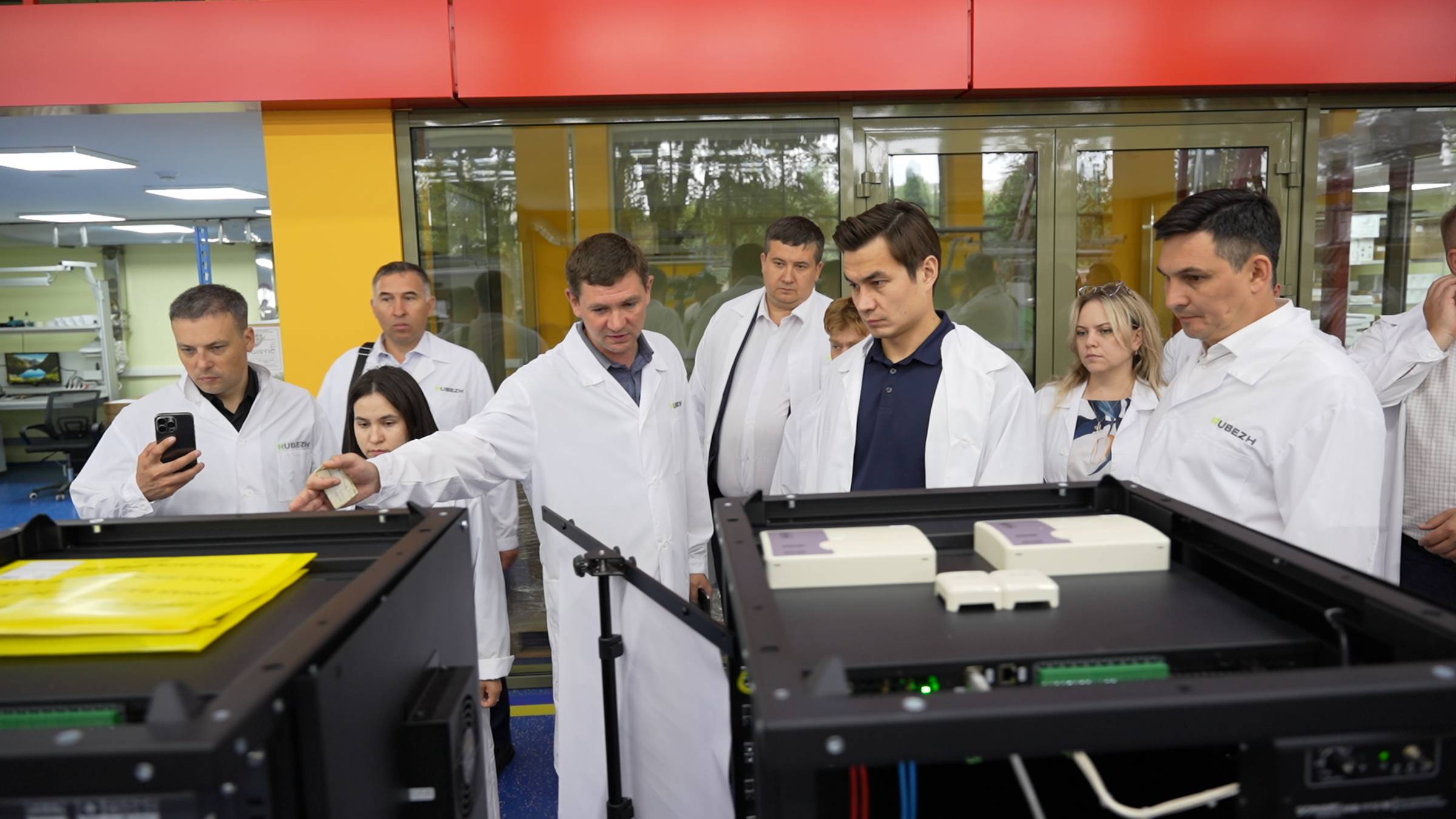 Представители Торгово-промышленных палат пяти регионов России посетили производство компании РУБЕЖ смотреть онлайн