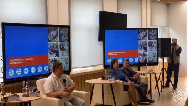 В школе «Дмитровский» прошла встреча с делегацией из Киргизии