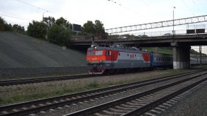 Электровоз ЭП1-145 с казахским поездом.