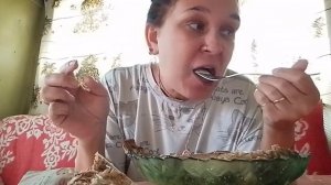 МУКБАНГ ОБСУЖДАЕМ ПРЕДАТЕЛЕЙ РОДИНЫ