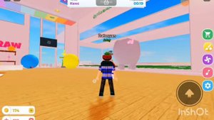 Давид рисует в роблоксе