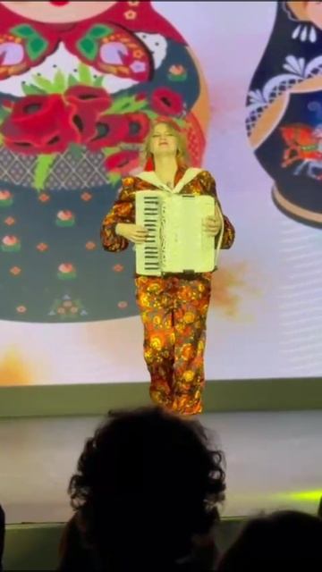 #РусскаяРиоСамба #НашаТема #Русскаянароднаяпесня #УльянаАкКОрди #артистка #аккордеон #аккордеонистка