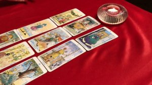 Мужчина из вашего окружения для построения отношений / Гадание Таро