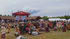 "Небо славян" - фестиваль исторической реконструкции событий времён Великого торгового пути.