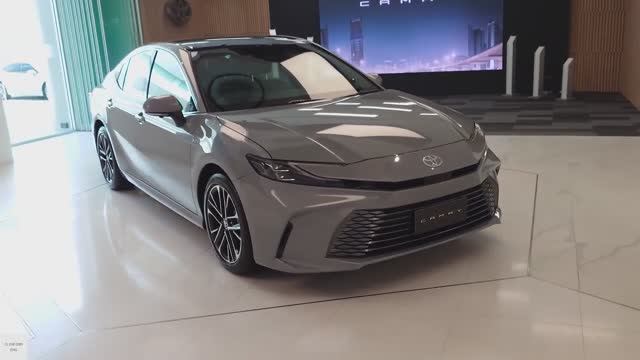 Toyota Camry 2.5 Hybrid обзор автомобиля тойота камри 2.5 гибрид смотреть онлайн