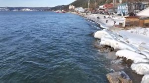 Байкалу не спится.