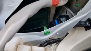 Замена ограничителя двери Camry xv70, на ограничитель VW Tiguan 1g