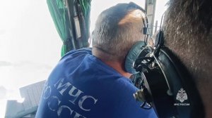 Сотрудники МЧС России и учёные обследовали наиболее активные вулканы Камчатки