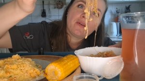 Мукбанг кус кус с овощами, интересный салат с паприкой | Посидим, поговорим #мукбанг #фудблогер