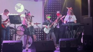 Good Music Academia | Рок-вечеринка в баре "Сержант Пеппер", группа "Неунывающие децибелы"